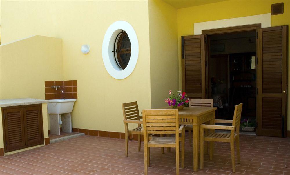Residence Eneide Valderice Extérieur photo