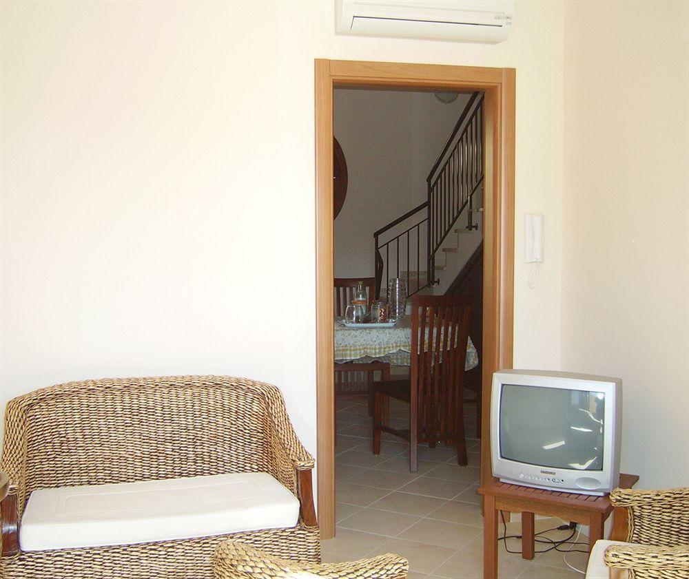 Residence Eneide Valderice Extérieur photo